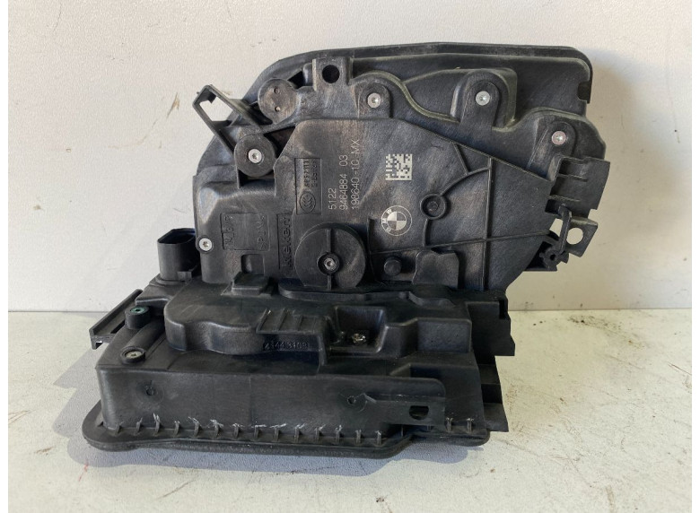 Замок двери задней правой к BMW X7 G07, 2023г.